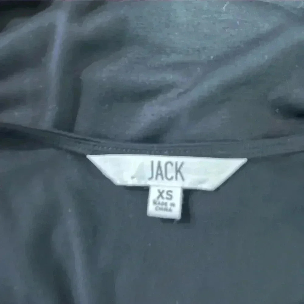 Jack  Tank - Picture 4 of 5